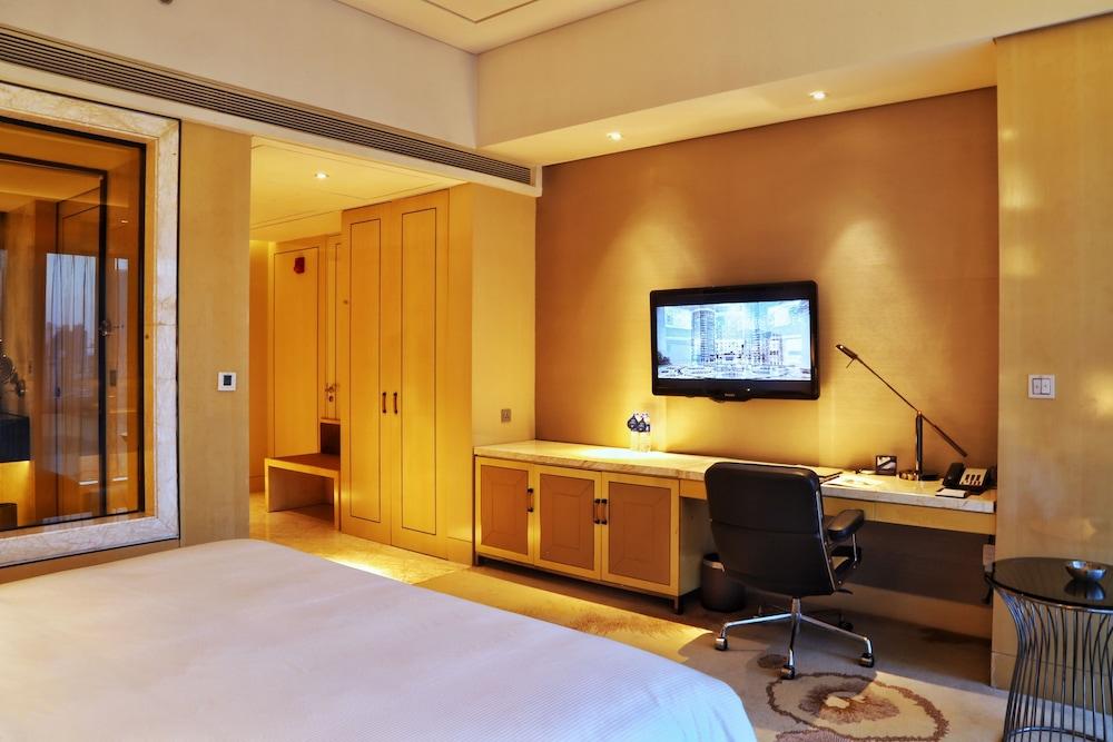 Hilton Dalian Otel Dış mekan fotoğraf