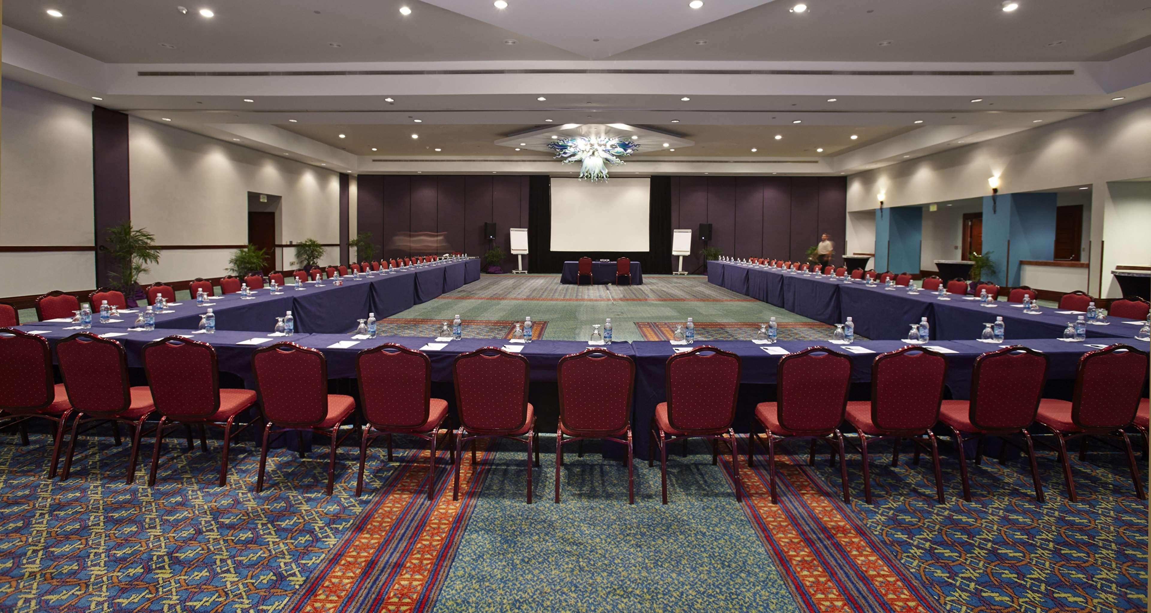 Hilton Dalian Otel Dış mekan fotoğraf