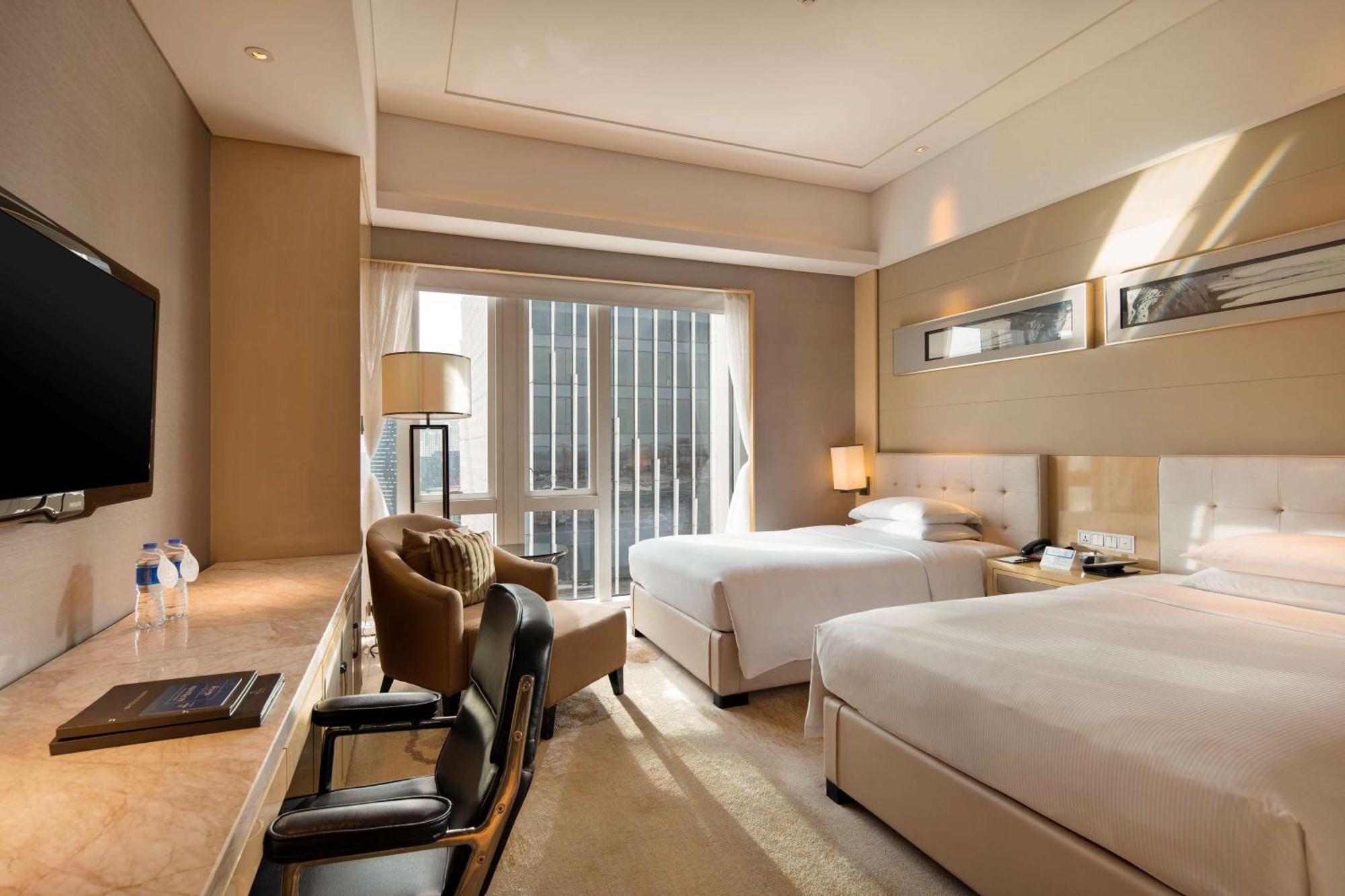 Hilton Dalian Otel Dış mekan fotoğraf