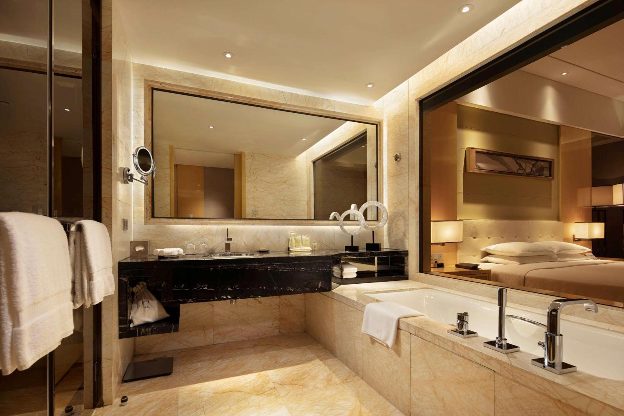 Hilton Dalian Otel Dış mekan fotoğraf